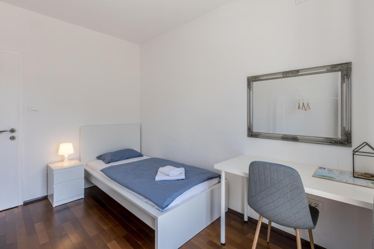 Central Park Apartment With Terrace Spalato Esterno foto